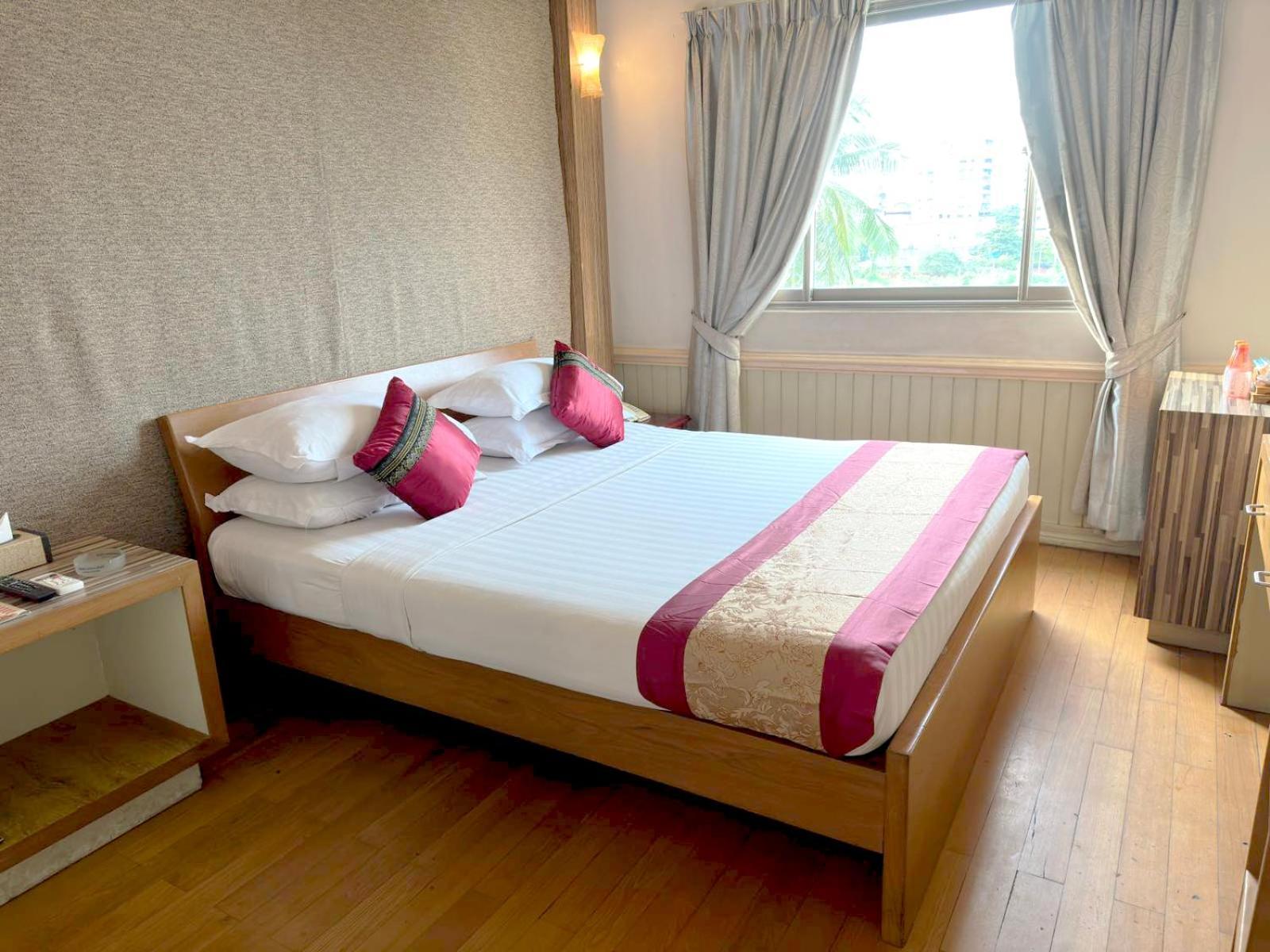 Hotel 63 Yangon Eksteriør bilde