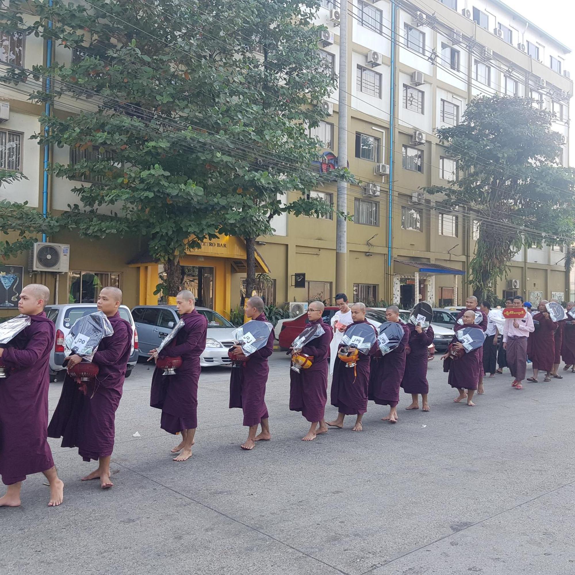 Hotel 63 Yangon Eksteriør bilde