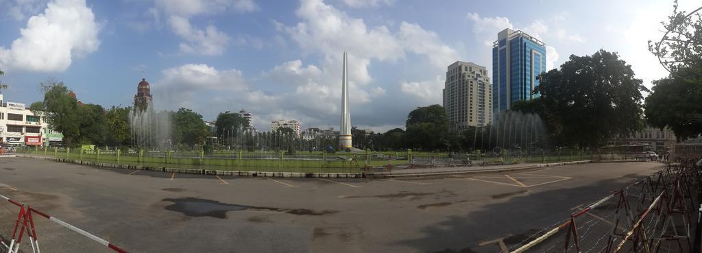Hotel 63 Yangon Eksteriør bilde