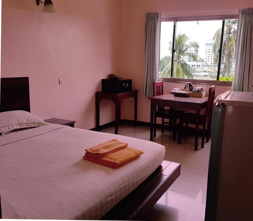 Hotel 63 Yangon Eksteriør bilde
