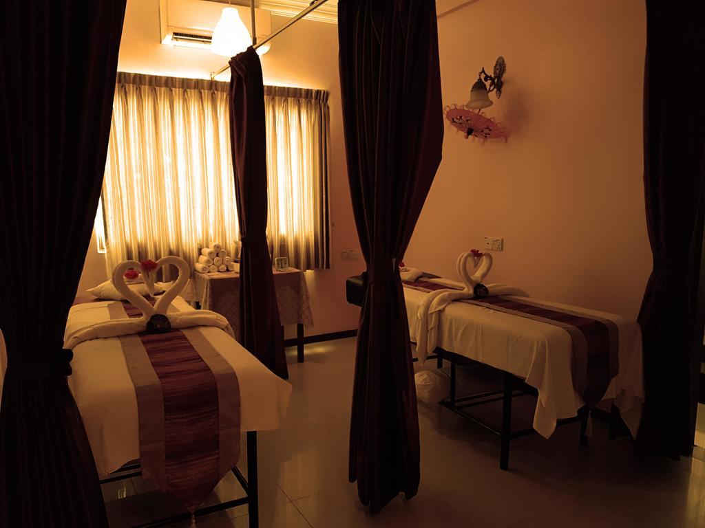 Hotel 63 Yangon Eksteriør bilde