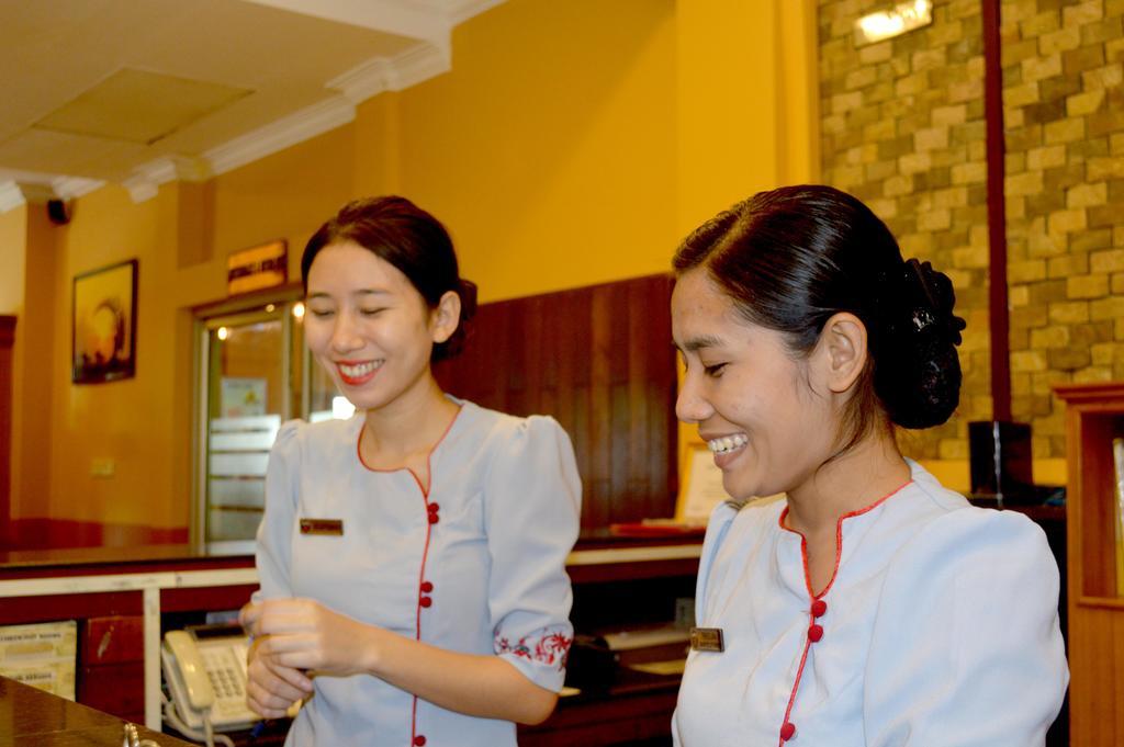Hotel 63 Yangon Eksteriør bilde