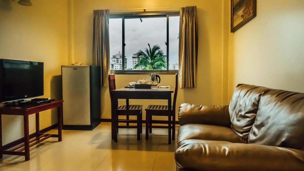 Hotel 63 Yangon Eksteriør bilde