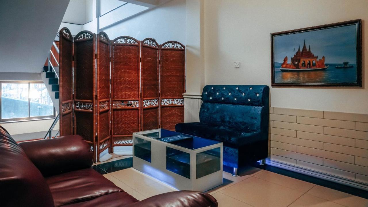 Hotel 63 Yangon Eksteriør bilde