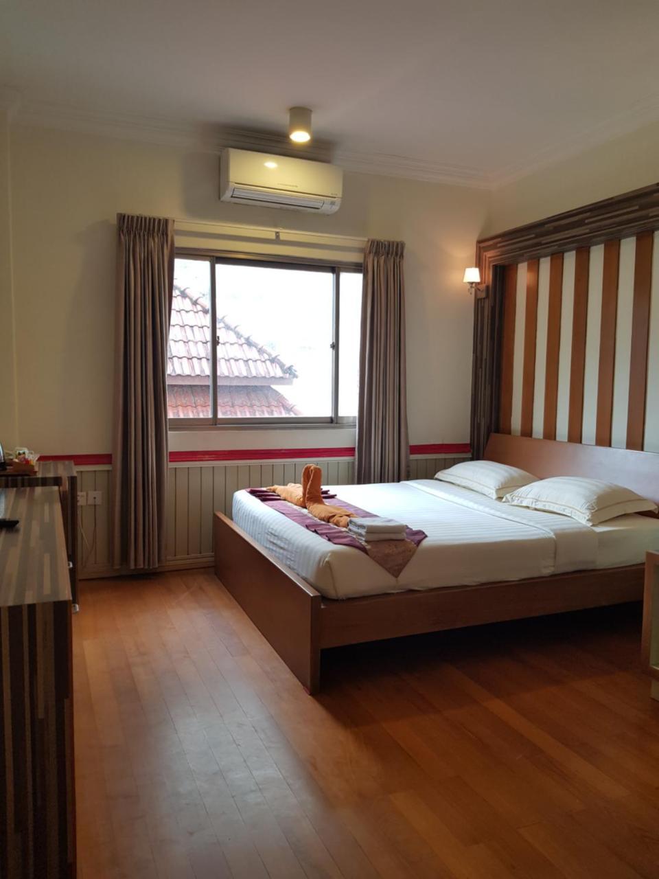Hotel 63 Yangon Eksteriør bilde
